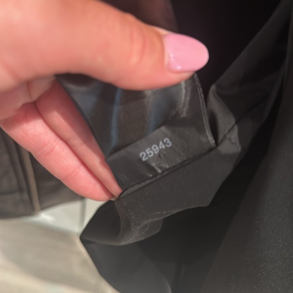 Mackage Magnus Leather Jacket - Picture 4 of 15